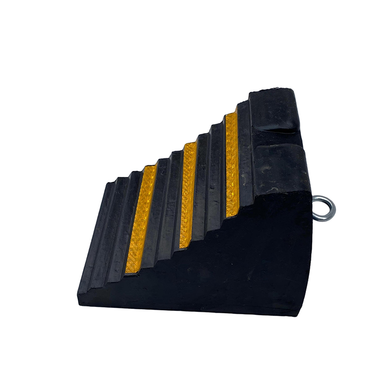 PS014 Podložni klin za kotače PS014 Podložni klin za kotače