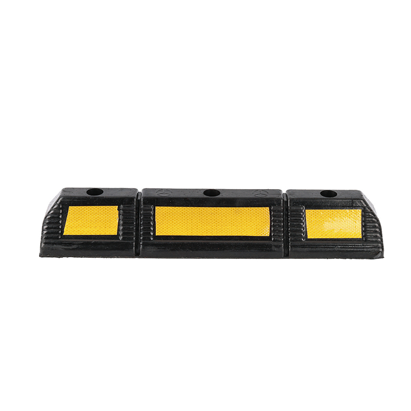 PS028 Parkirni graničnik