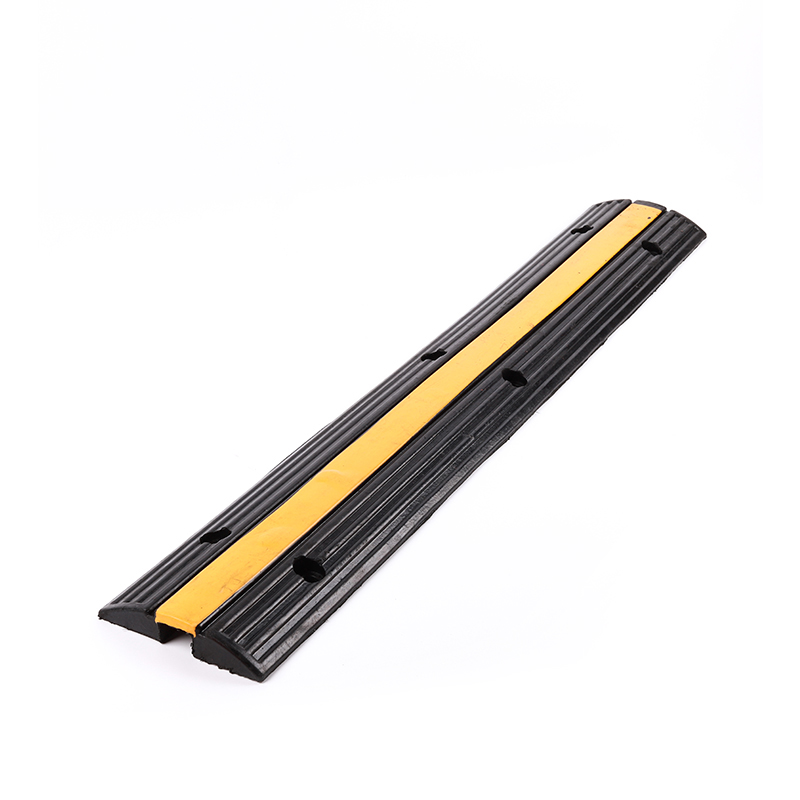 SH028 Gumeni štitnici za kabele